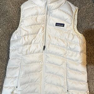 Patagonia Cream Quilted Vest
